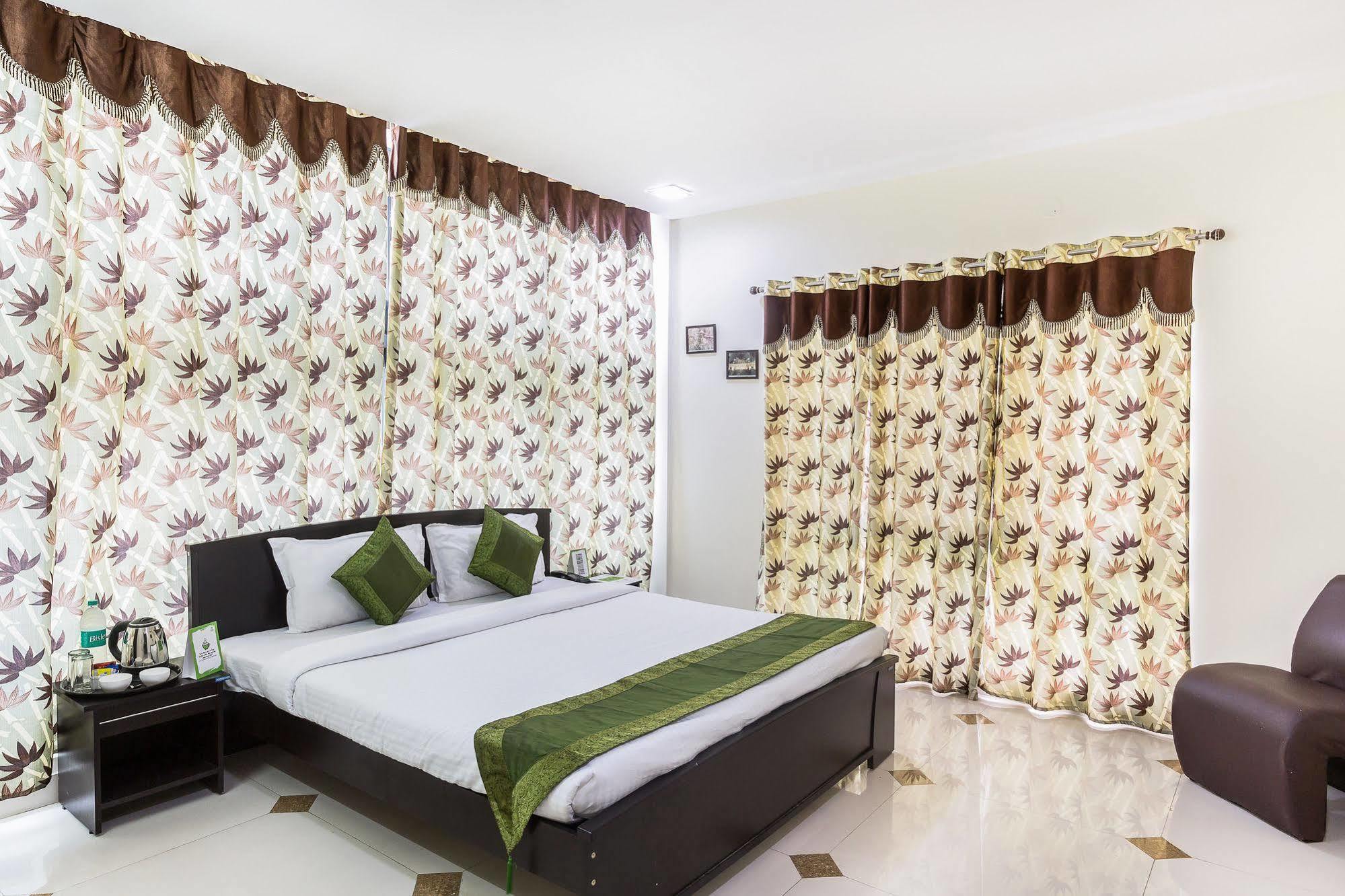 Hotel Treebo Srico, Banjara Hills Hajdarábád Exteriér fotografie